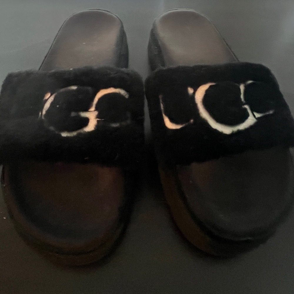 UGG Black Fuzzy Slide Sandals